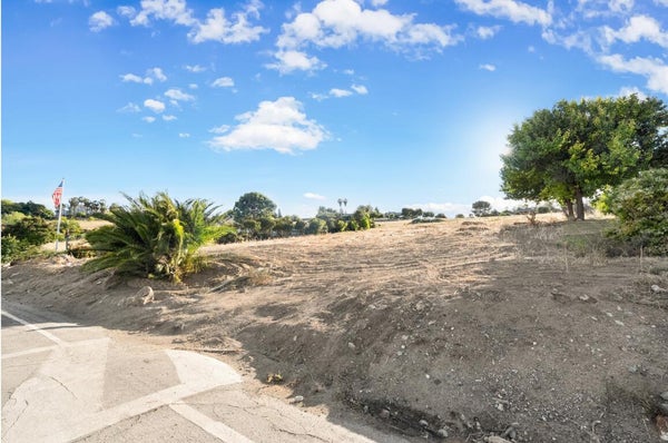 434 HIGH SIERRA DR # 128, EXETER, CA 93221 - Image 2247e7bc528fd1af4bd7bc294eed9251/485608440