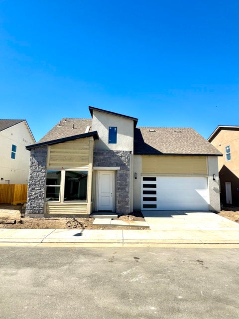 Photo of 1042 Madrid Avenue, Tulare, CA 93274 (MLS # 243495)