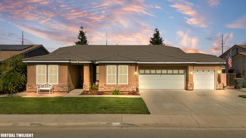 Photo of 3428 E Grove, Visalia, CA 93292 (MLS # 240246)