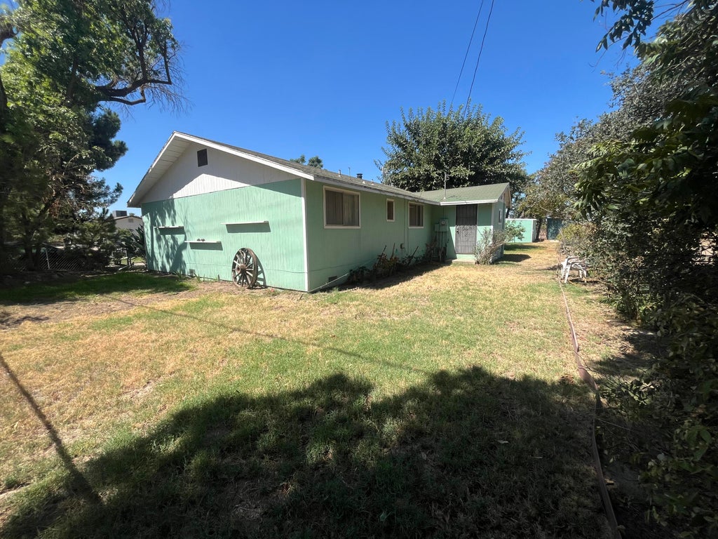Photo of 26221 Road 164, Visalia, CA 93292 (MLS # 243189)