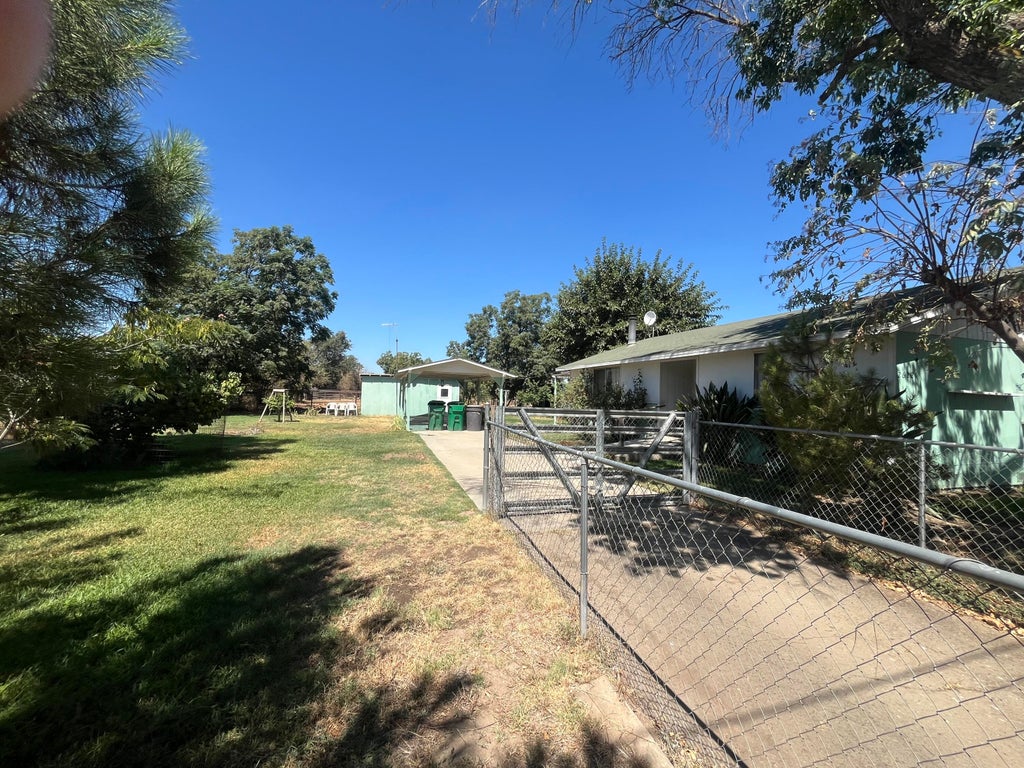 Photo of 26221 Road 164, Visalia, CA 93292 (MLS # 243189)
