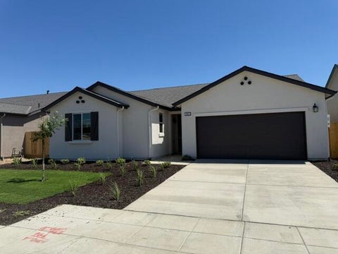 Photo of 13451 Fifth Street Lot 12 #Lot 12, Parlier, CA 93648 (MLS # 242854)
