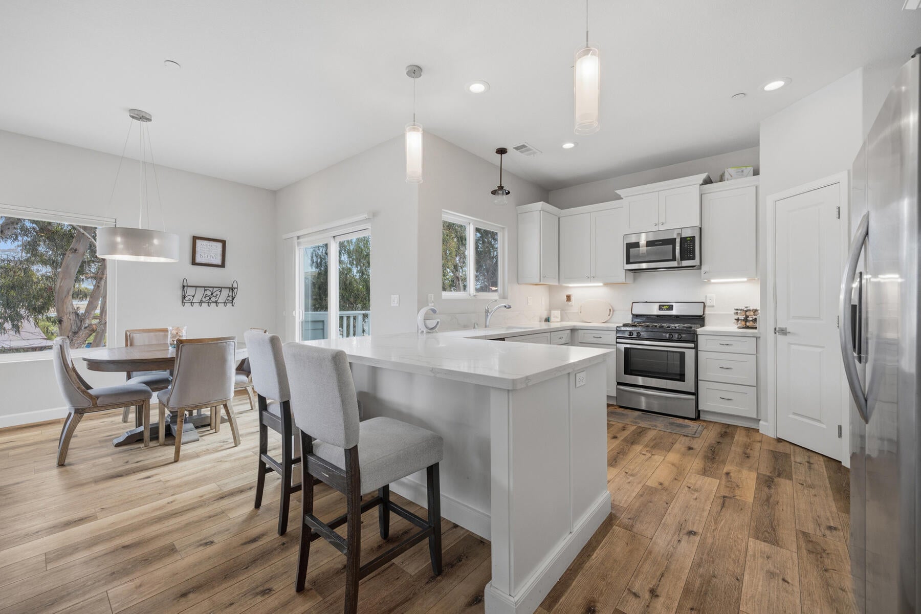 1291 Main St, Morro Bay, CA, 93442, USA, 4 Bedrooms Bedrooms, ,3 BathroomsBathrooms,Residential,Active,1291 Main St,241789