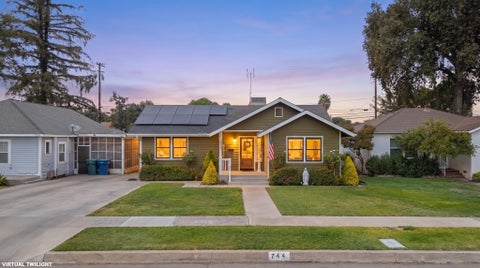 Photo of 744 E San Joaquin Avenue, Tulare, CA 93274 (MLS # 244490)