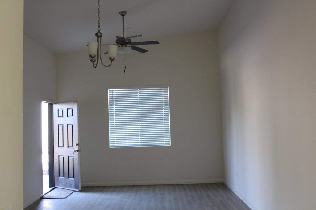Photo of 4104-4108 E Kaweah Avenue, Visalia, CA 93292 (MLS # 240630)