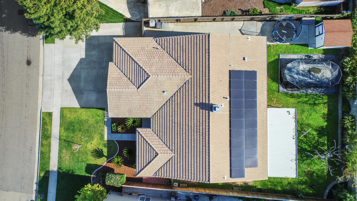 Tulare, California 93274, United States, 3 Bedrooms Bedrooms, ,2 BathroomsBathrooms,Residential,Active,94619