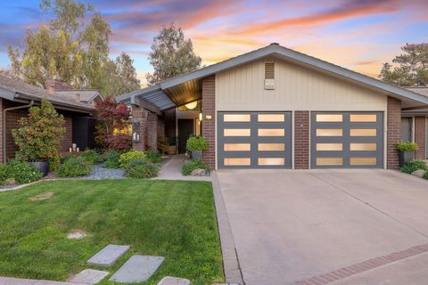 Photo of 716 N Silvervale Drive, Visalia, CA 93291 (MLS # 238319)