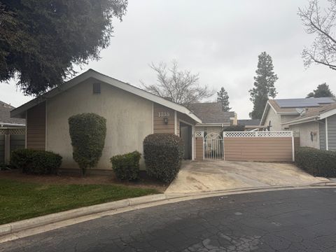 Photo of 1338 E Castlecrest Avenue, Visalia, CA 93292 (MLS # 239074)