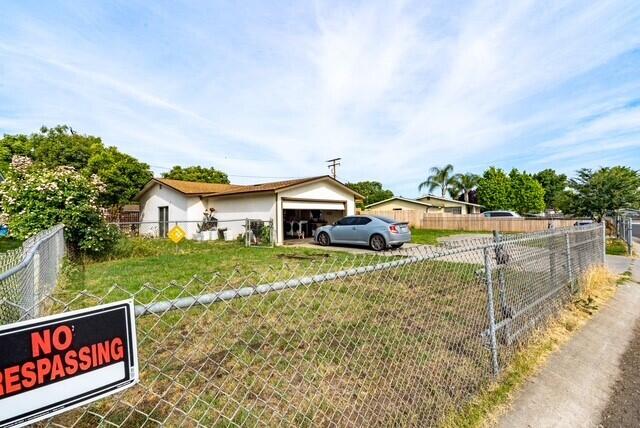 Photo of 2615 N Quail Drive, Visalia, CA 93291 (MLS # 241768)