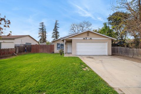 Photo of 1949 N Court Street, Visalia, CA 93291 (MLS # 240184)