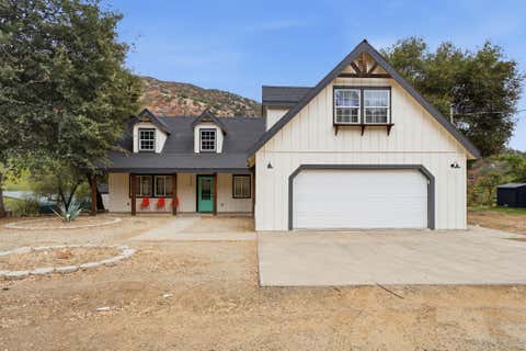 Photo of 38129 Balch Park Road, Springville, CA 93265 (MLS # 242944)