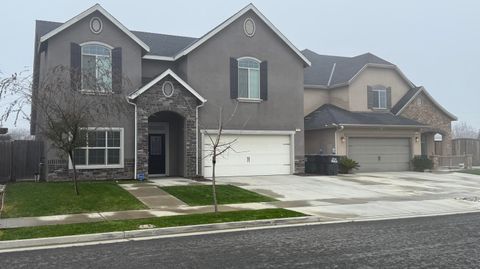 Photo of 2315 N Elm Street, Visalia, CA 93291 (MLS # 239290)