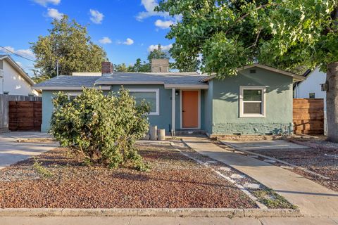 Photo of 1019 E Laurel Avenue, Visalia, CA 93292 (MLS # 241868)