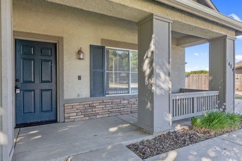 Photo of 1404 Bradley Court, Exeter, CA 93221 (MLS # 243130)