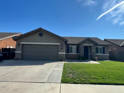 Photo of 4333 E Vista Avenue, Visalia, CA 93292 (MLS # 240213)