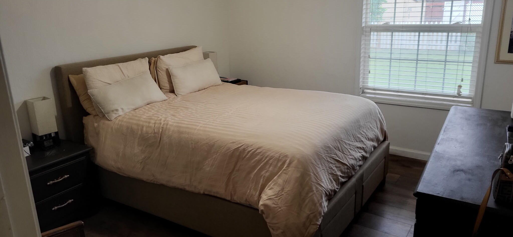 Kingsburg, California 93631, United States, 2 Bedrooms Bedrooms, ,2 BathroomsBathrooms,Residential,Active,246425