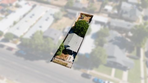 Photo of 330 N L, Dinuba, CA 93618 (MLS # 241253)