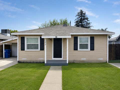 Photo of 1015 Hall Avenue, Corcoran, CA 93212 (MLS # 243009)