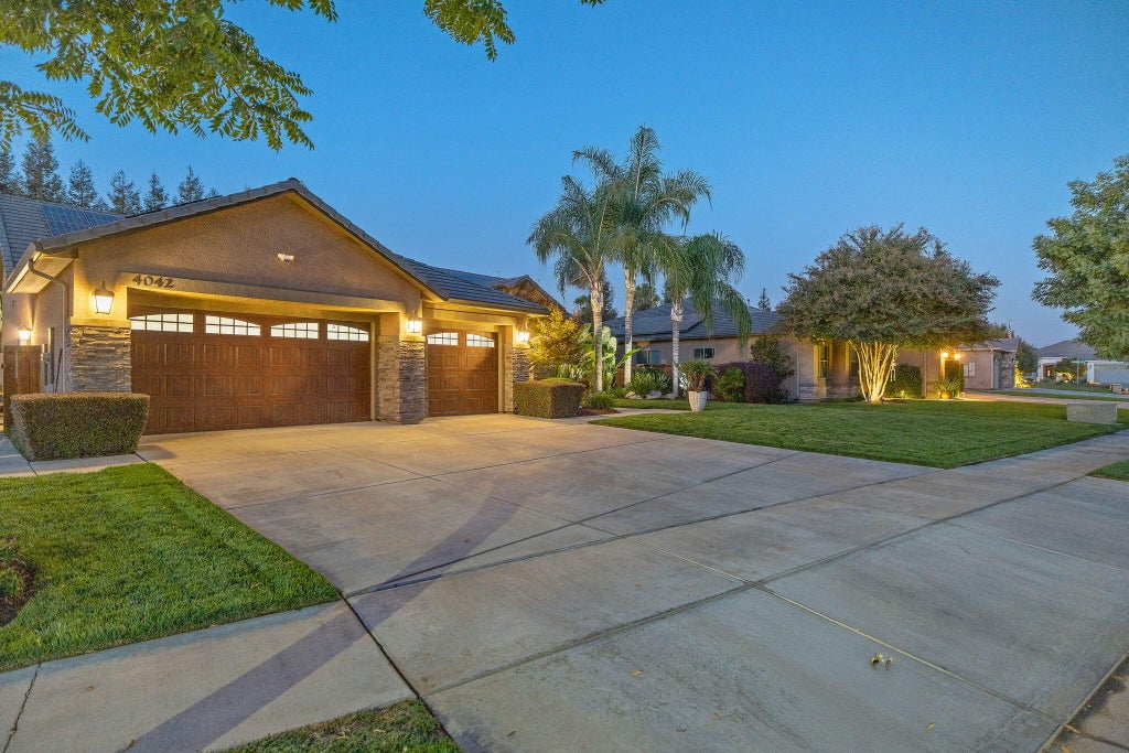 Photo of 4042 W Lark, Visalia, CA 93291 (MLS # 244684)