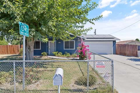 Photo of 2400 Patterson Avenue, Corcoran, CA 93212 (MLS # 242710)