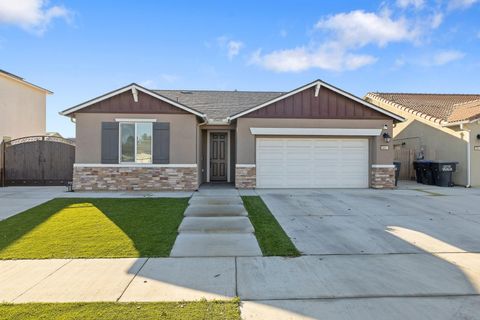 Photo of 3541 E Laura Court, Visalia, CA 93292 (MLS # 237637)