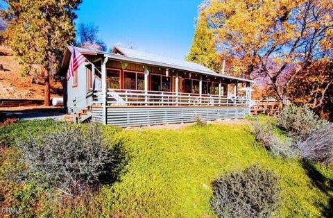 Photo of 427 Sutherland, Springville, CA 93265 (MLS # 241588)