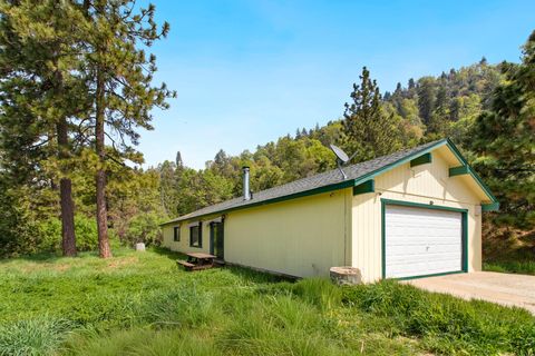 Photo of 52865 N Highway 245, Miramonte, CA 93641 (MLS # 240705)