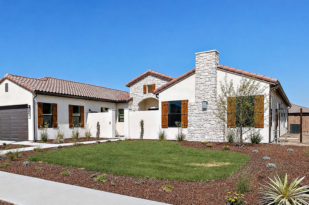 Photo of 2624 N Leila Street, Visalia, CA 93291 (MLS # 241133)