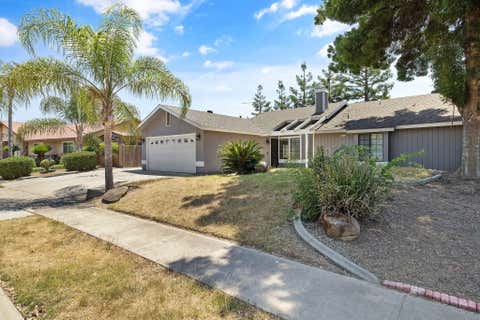 Photo of 1851 E Independence Avenue, Tulare, CA 93274 (MLS # 242438)