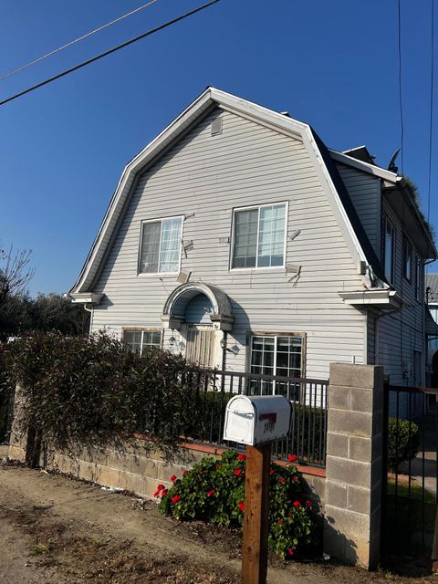 Photo of 24101 Rd 224 224 A #224 A, Lindsay, CA 93247 (MLS # 239759)