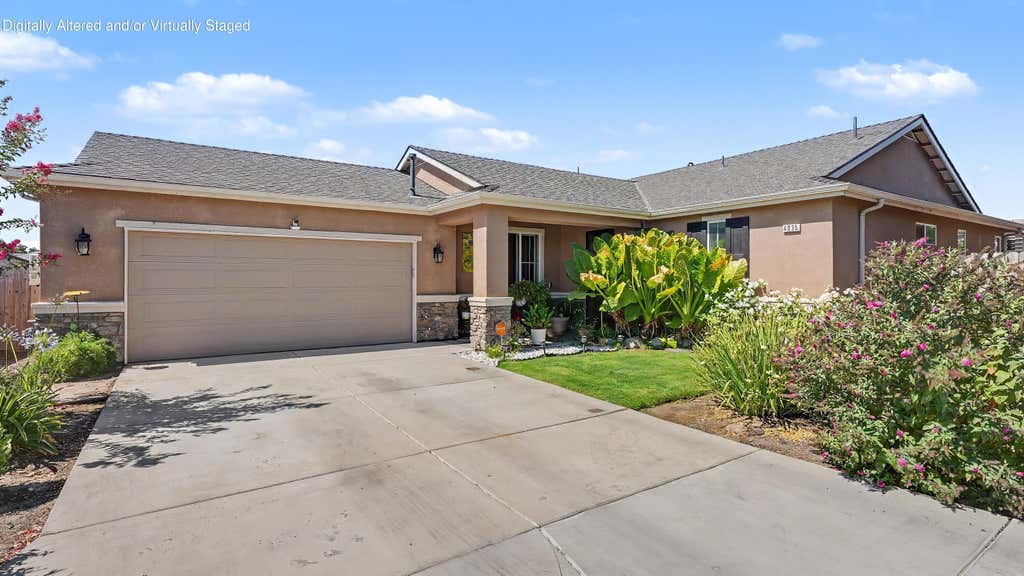 Photo of 4035 S Fontana Street, Visalia, CA 93277 (MLS # 242618)