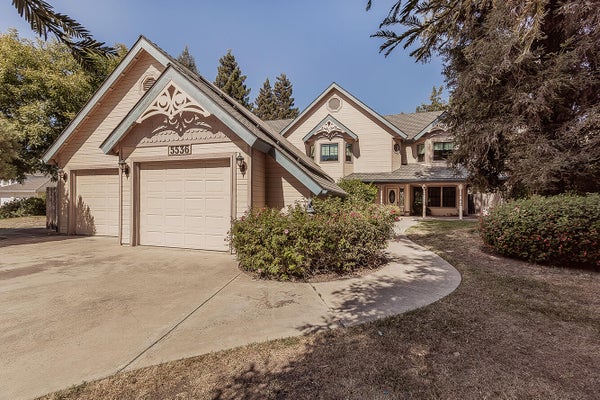 5536 W PROSPECT DR, VISALIA, CA 93291 - Image 4fcbaf67255a3f834fb3e5f2fa1965ed/897607602