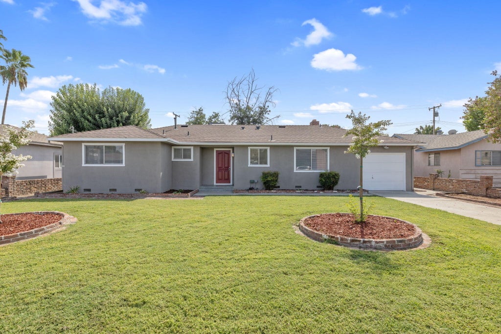 Photo of 2244 S Church Street, Visalia, CA 93277 (MLS # 243460)