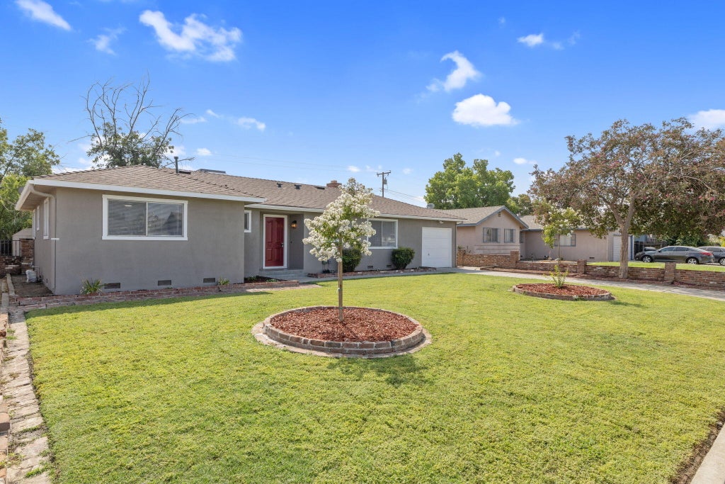 Photo of 2244 S Church Street, Visalia, CA 93277 (MLS # 243460)