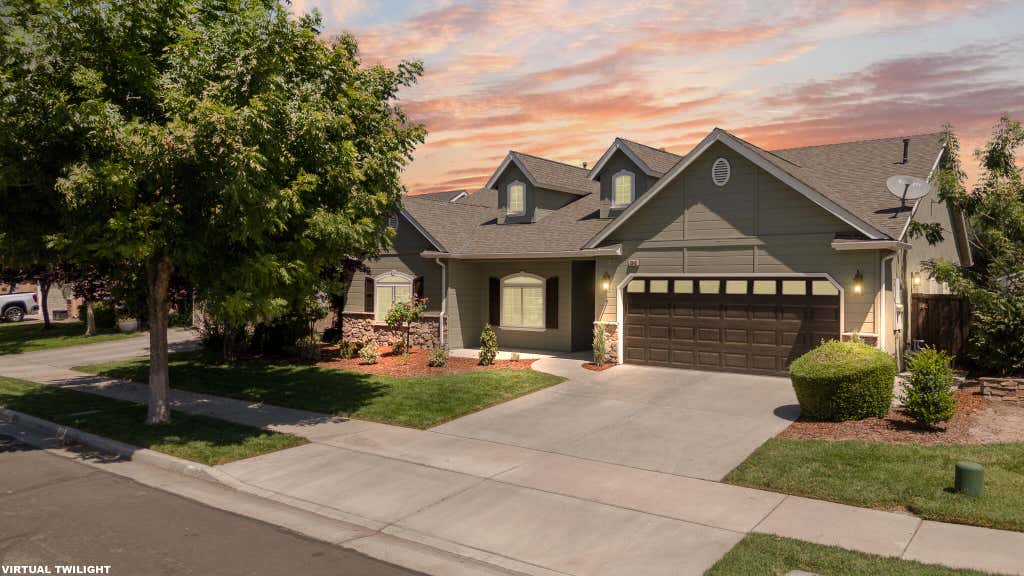 Photo of 3340 W Sady Avenue, Visalia, CA 93291 (MLS # 242603)