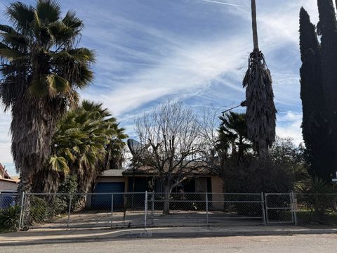 Photo of 40284 Ralph Road, Cutler, CA 93615 (MLS # 239829)