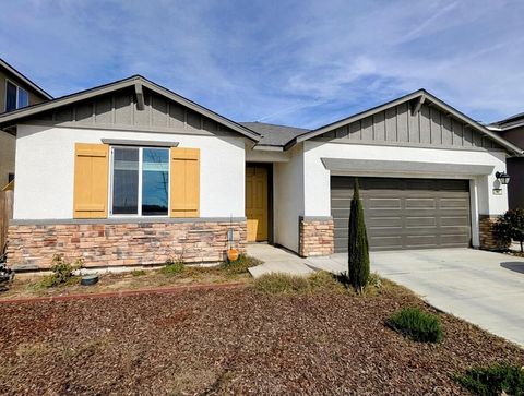 Photo of 3604 E Cherry Avenue, Visalia, CA 93292 (MLS # 240923)