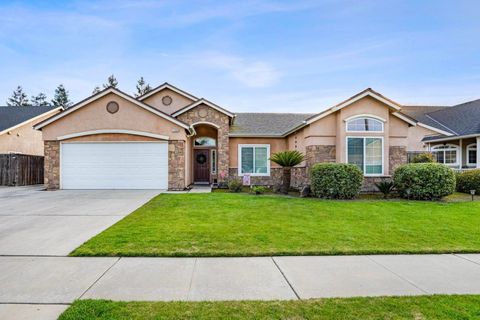Photo of 1783 Rosa Avenue, Tulare, CA 93274 (MLS # 239918)