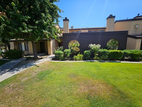 Photo of 5500 Lennox Avenue 36 #36, Bakersfield, CA 93309 (MLS # 239380)