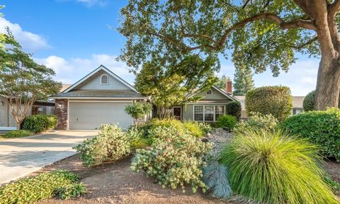 Photo of 5937 W Feemster Avenue, Visalia, CA 93277 (MLS # 241622)