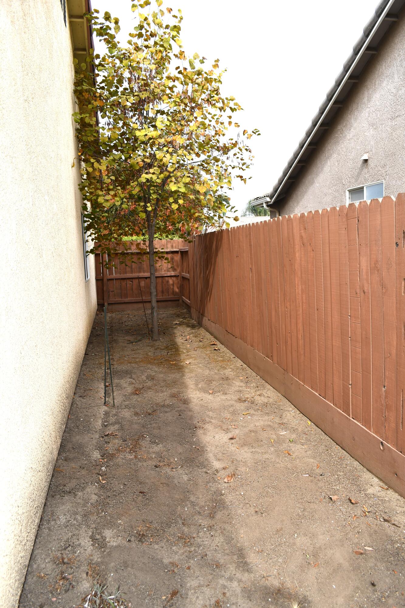 Visalia, California 93291, United States, 3 Bedrooms Bedrooms, ,2 BathroomsBathrooms,Residential,Pending,36399