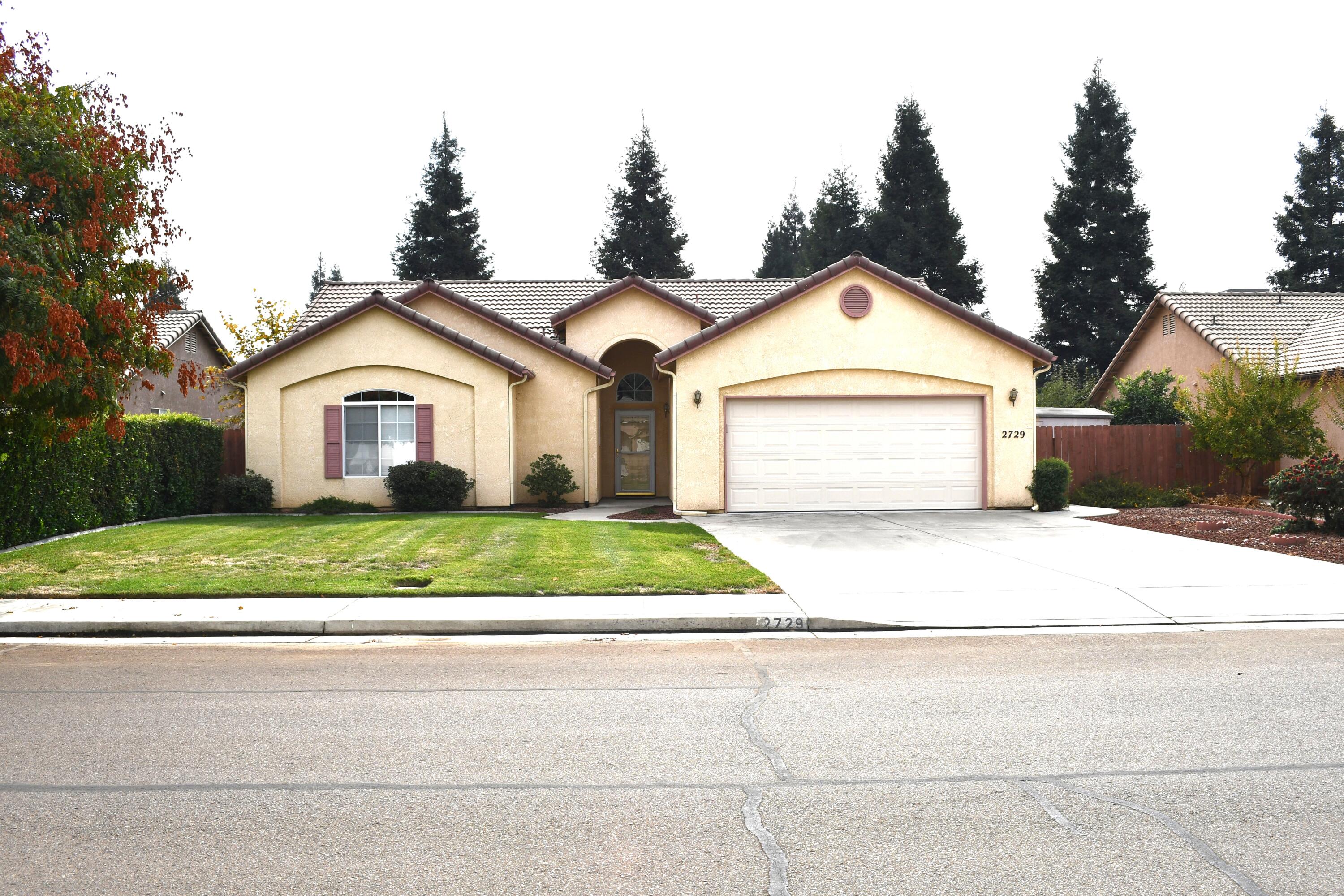 Visalia, California 93291, United States, 3 Bedrooms Bedrooms, ,2 BathroomsBathrooms,Residential,Pending,36399