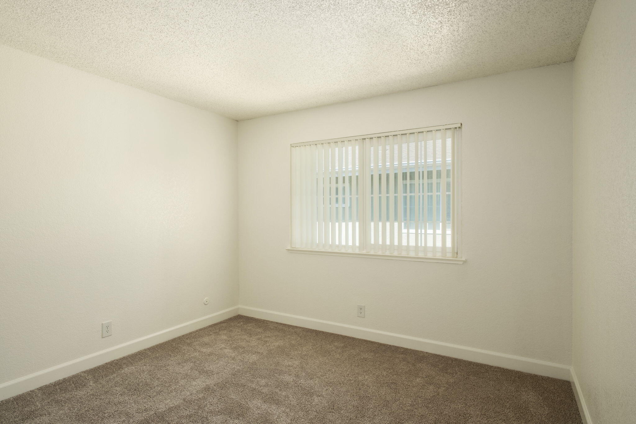 Clovis, California 93612, United States, 2 Bedrooms Bedrooms, ,1 BathroomBathrooms,Residential,Active,20336