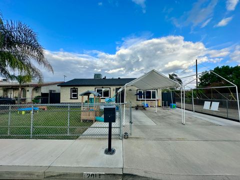 Photo of 2014 Rounds Street, Delano, CA 93215 (MLS # 241601)