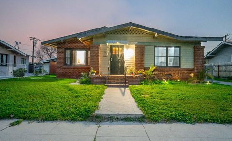 Photo of 76 N H Street, Porterville, CA 93257 (MLS # 239352)