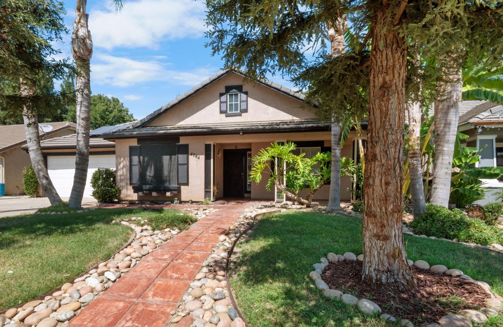 Photo of 4744 W James Court, Visalia, CA 93277 (MLS # 243874)