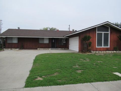 Photo of 2222 Barbara Street, Selma, CA 93662 (MLS # 239534)