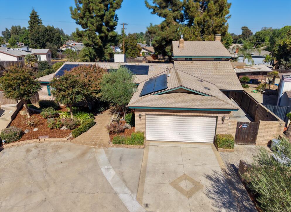 Photo of 648 W Princeton Court, Visalia, CA 93277 (MLS # 244441)