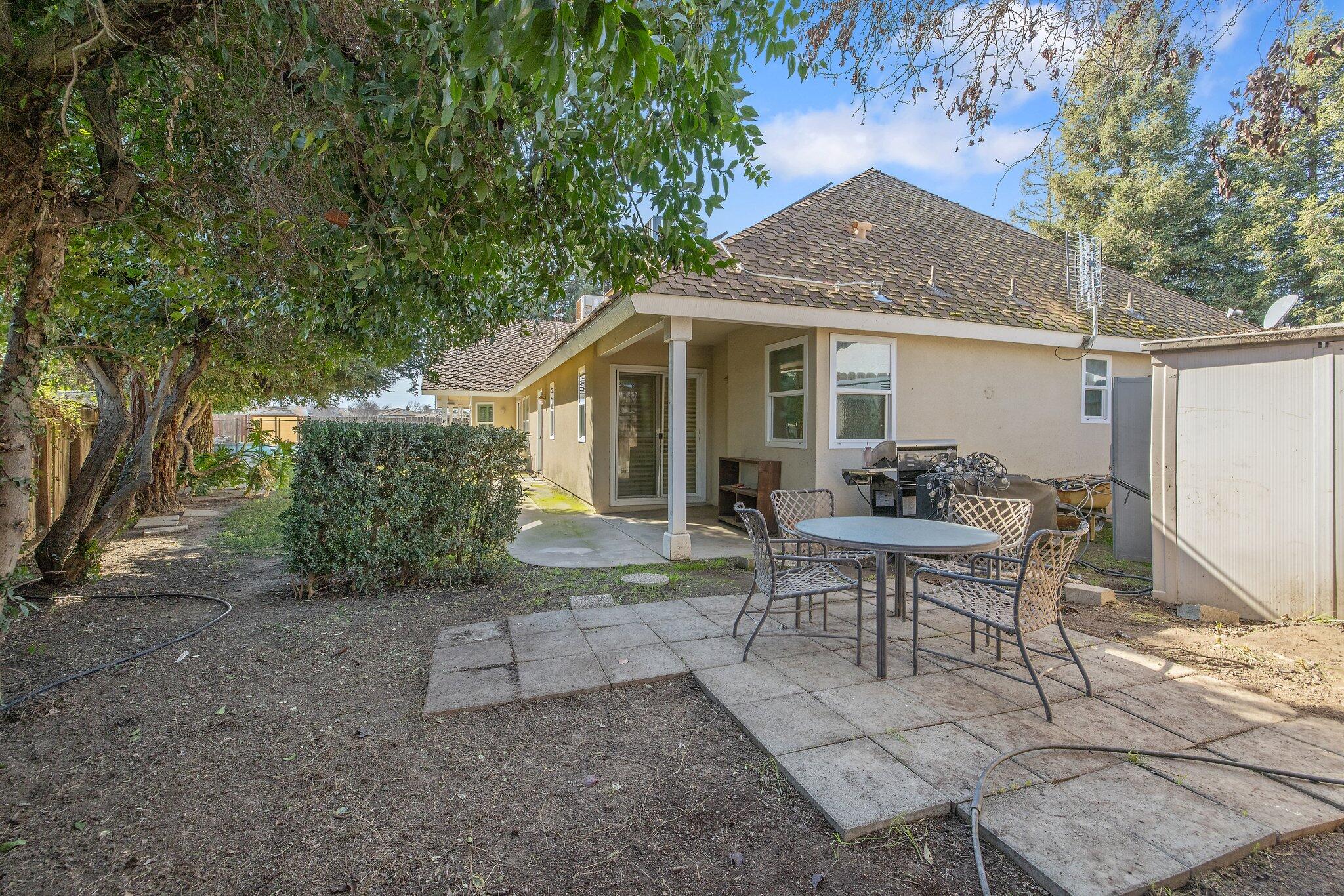 Visalia, California 93277, United States, 3 Bedrooms Bedrooms, ,3 BathroomsBathrooms,Residential,Pending,7521