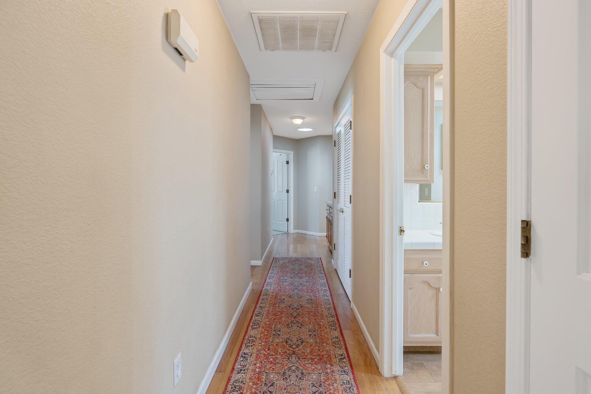 Visalia, California 93277, United States, 3 Bedrooms Bedrooms, ,3 BathroomsBathrooms,Residential,Pending,7521